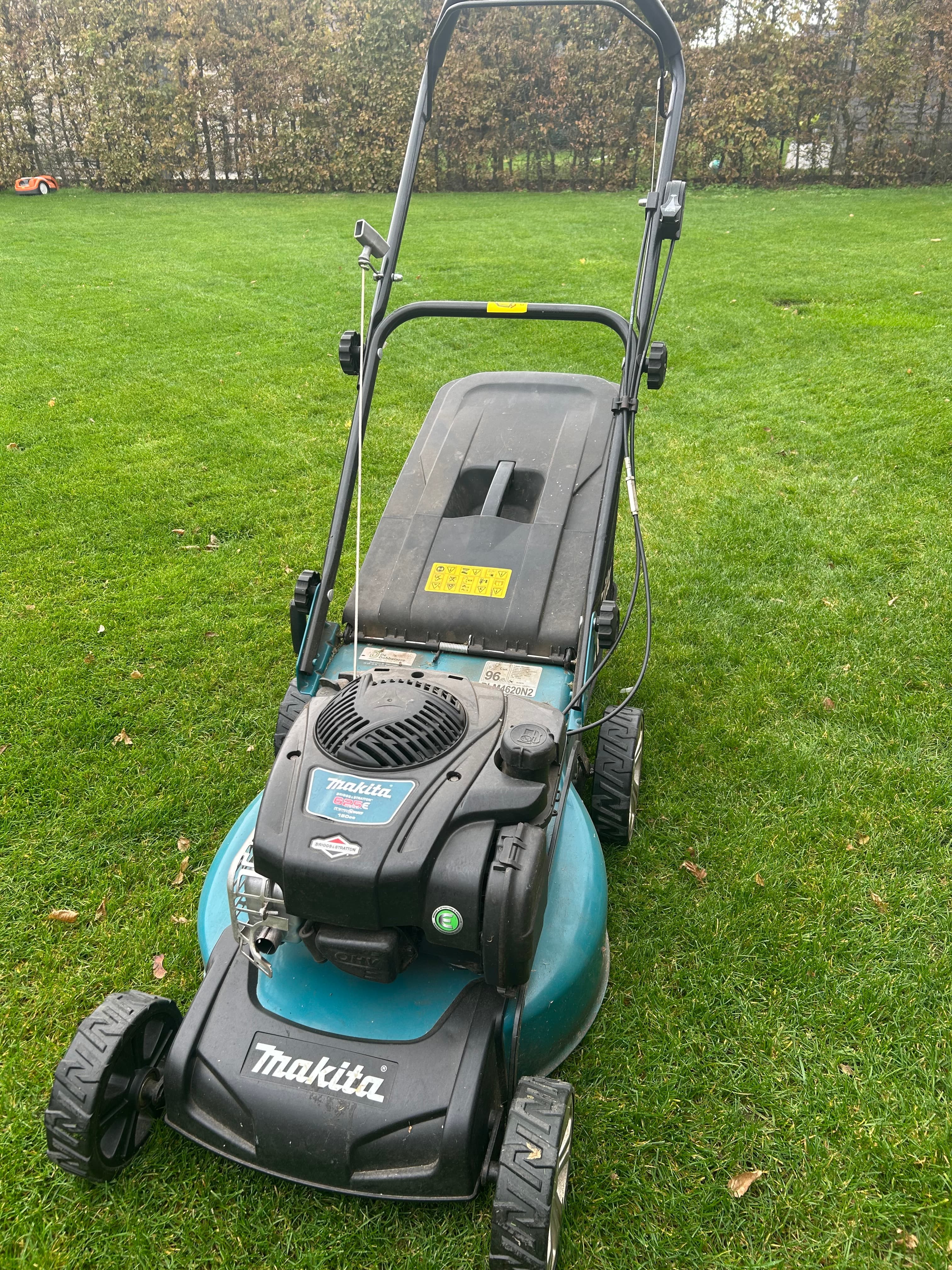 Makita Grasmachine 46 cm benzine