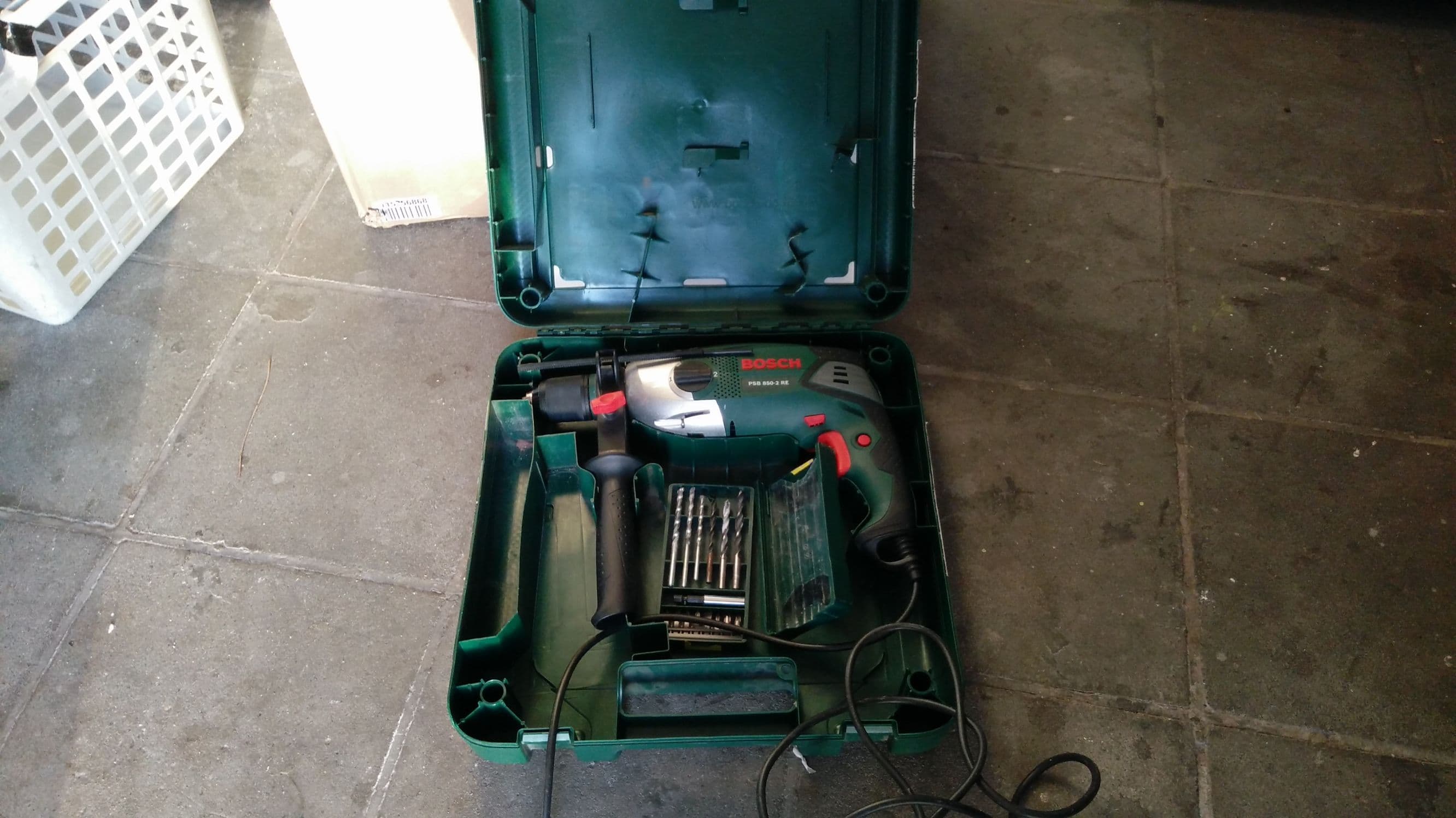 Bosch Klopboor- en vijsmachine