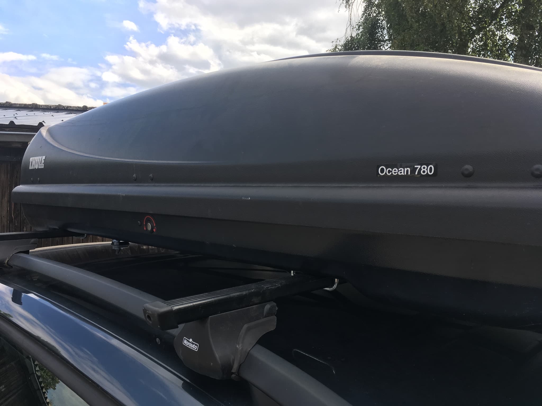 Dakkoffer Thule Ocean 780