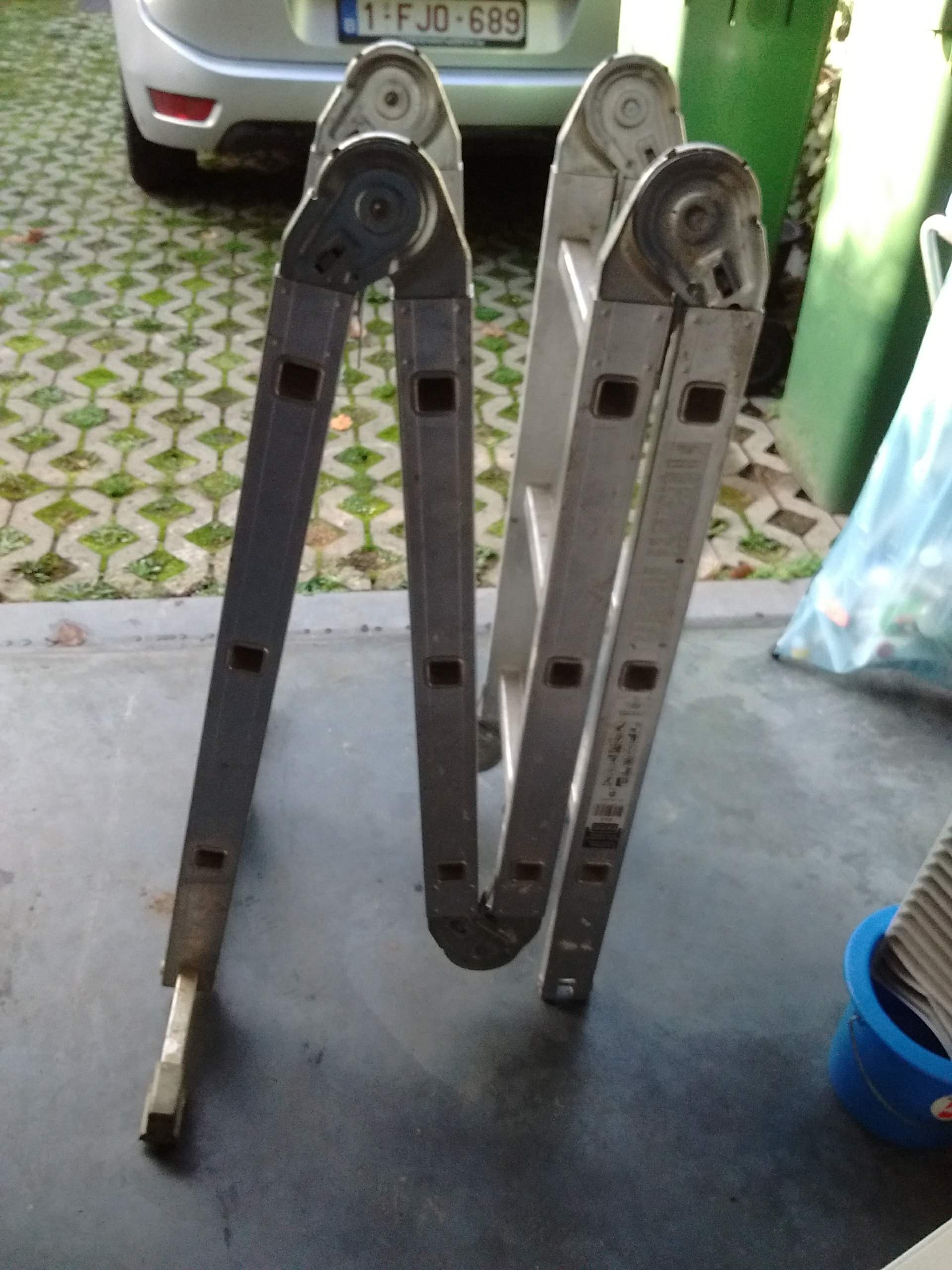 vouwladder van +/- 3.5m