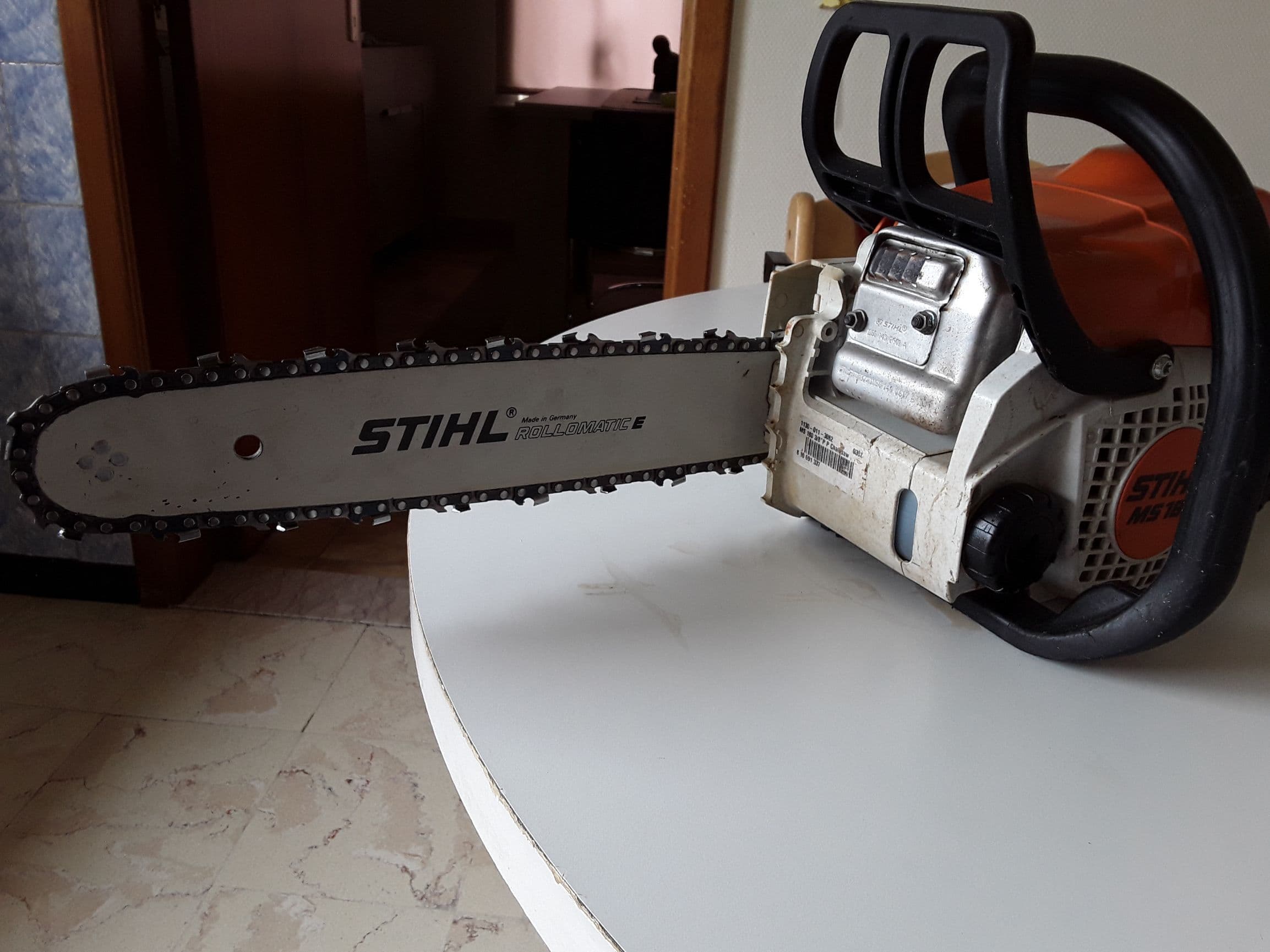 Kettingzaag STIHL met 35cm zwaard
