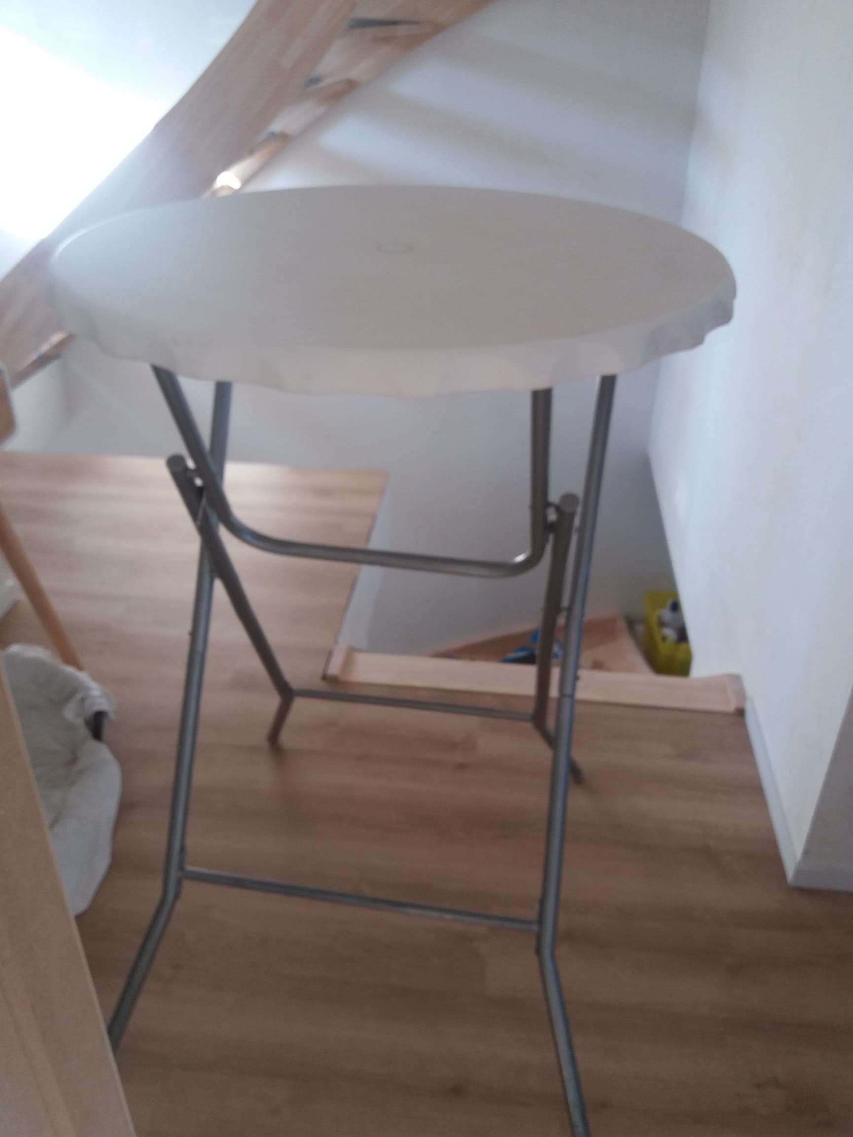 2 pvc party tafels.  Ekeren 