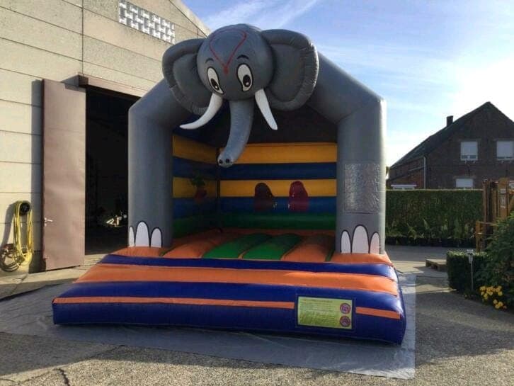  Springkasteel olifant