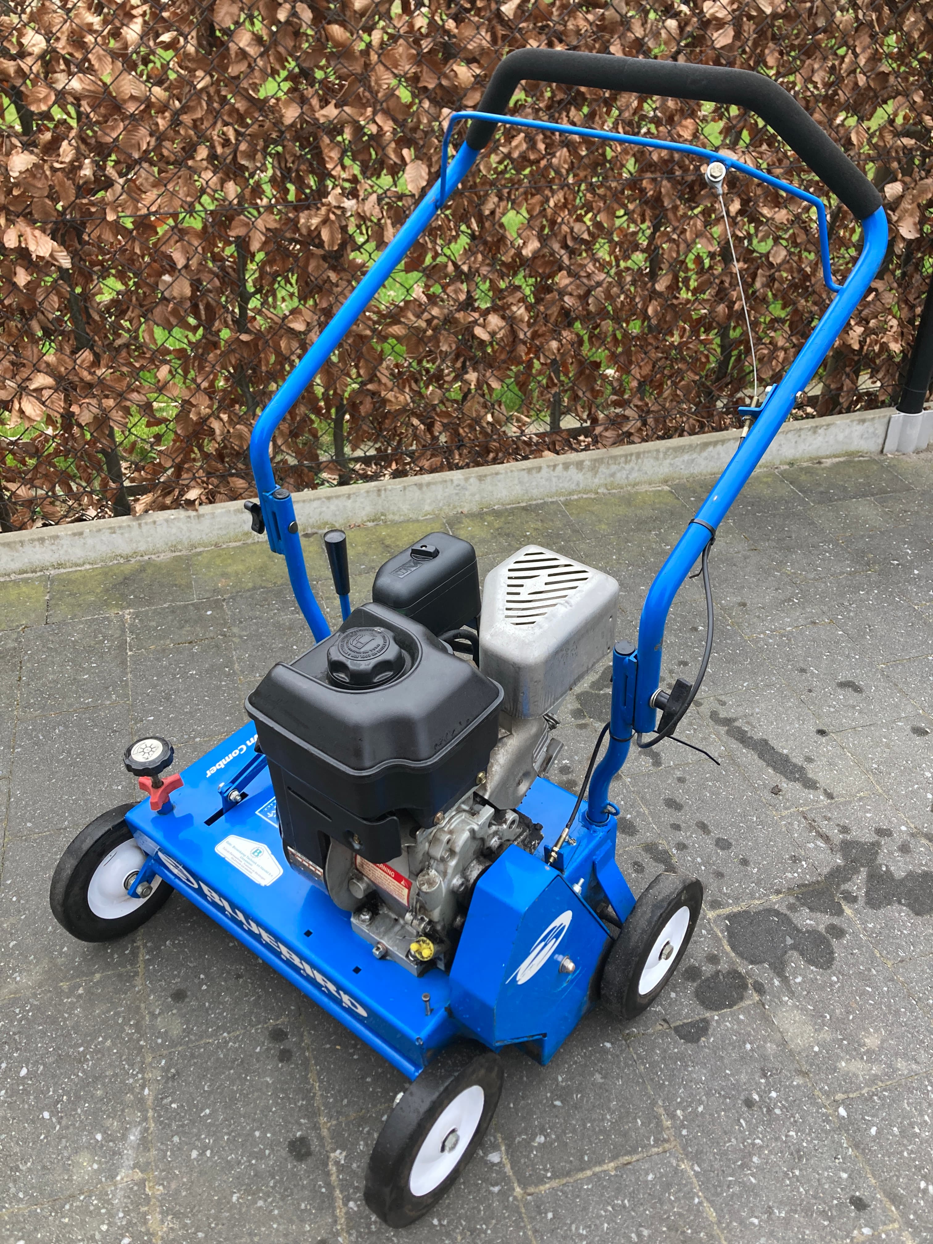 Verticuteermachine