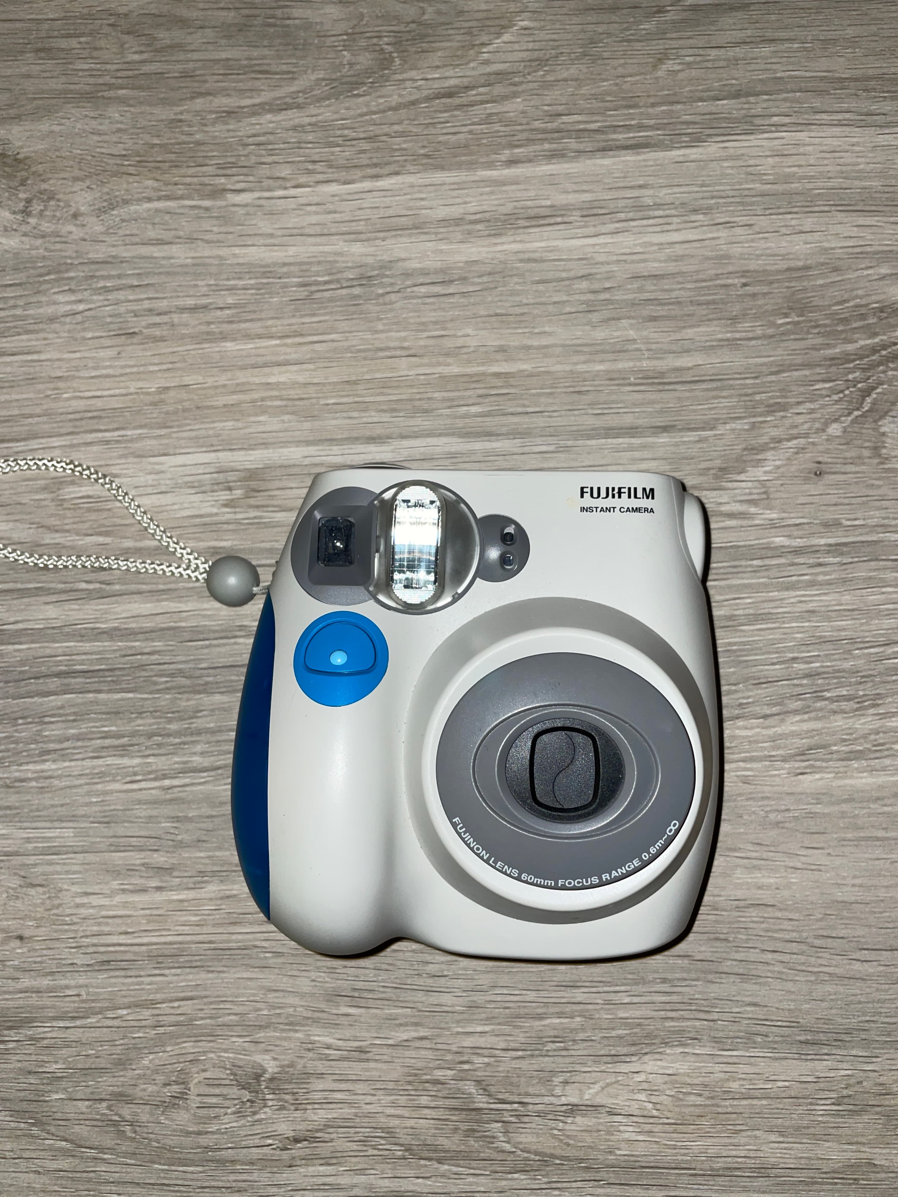 polaroid camera