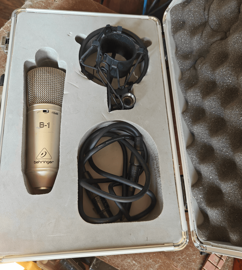 microfoon behringer B1